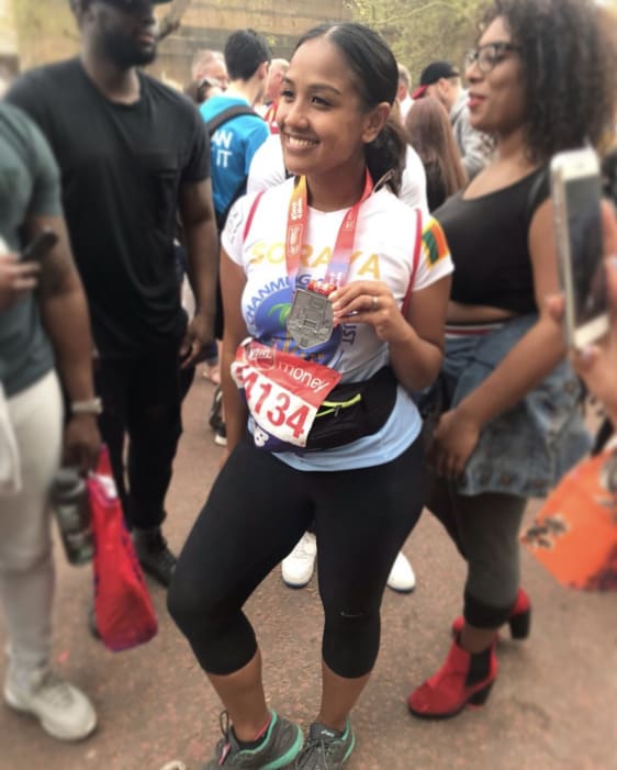Soraya with her finishers medal for the London Marathon